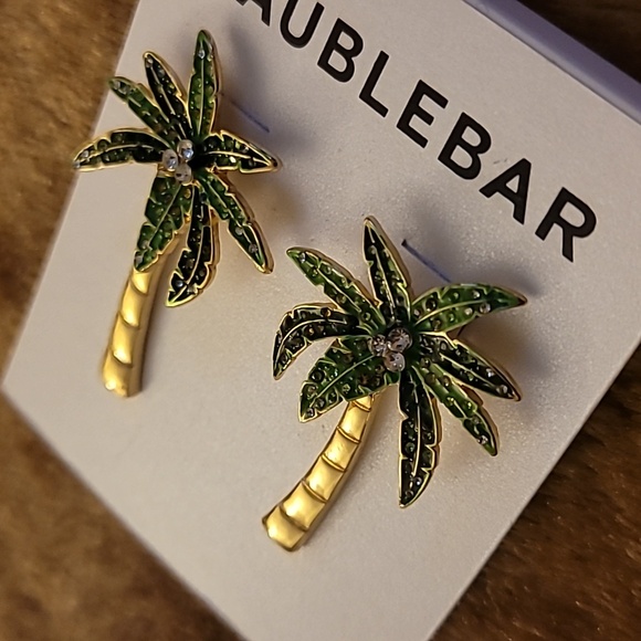 BaubleBar Tropical Palm Earrings with Green and Gold NWT - Picture 12 of 13